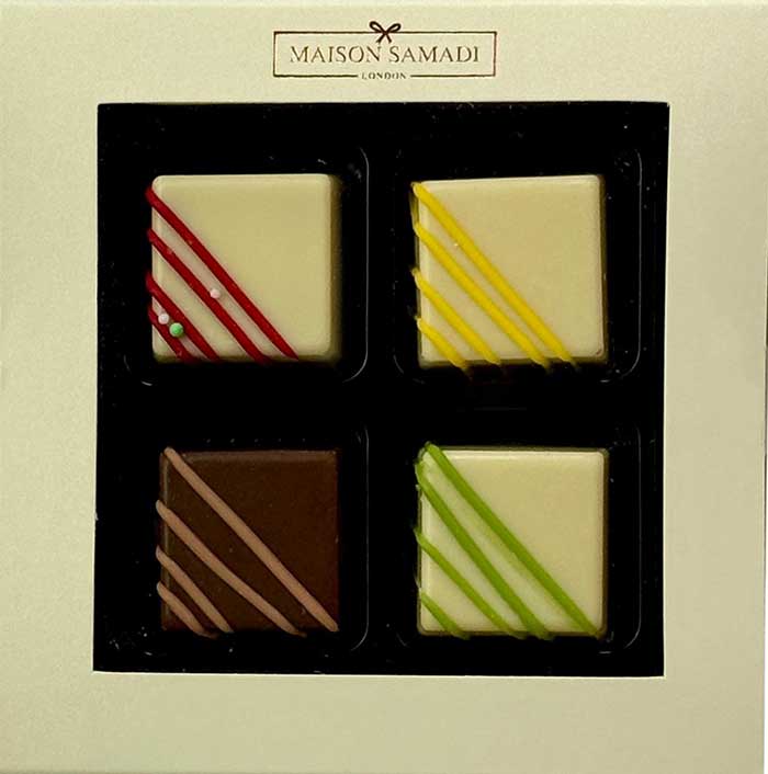 Assorted Mini Cakes Gift Box 4 pcsb