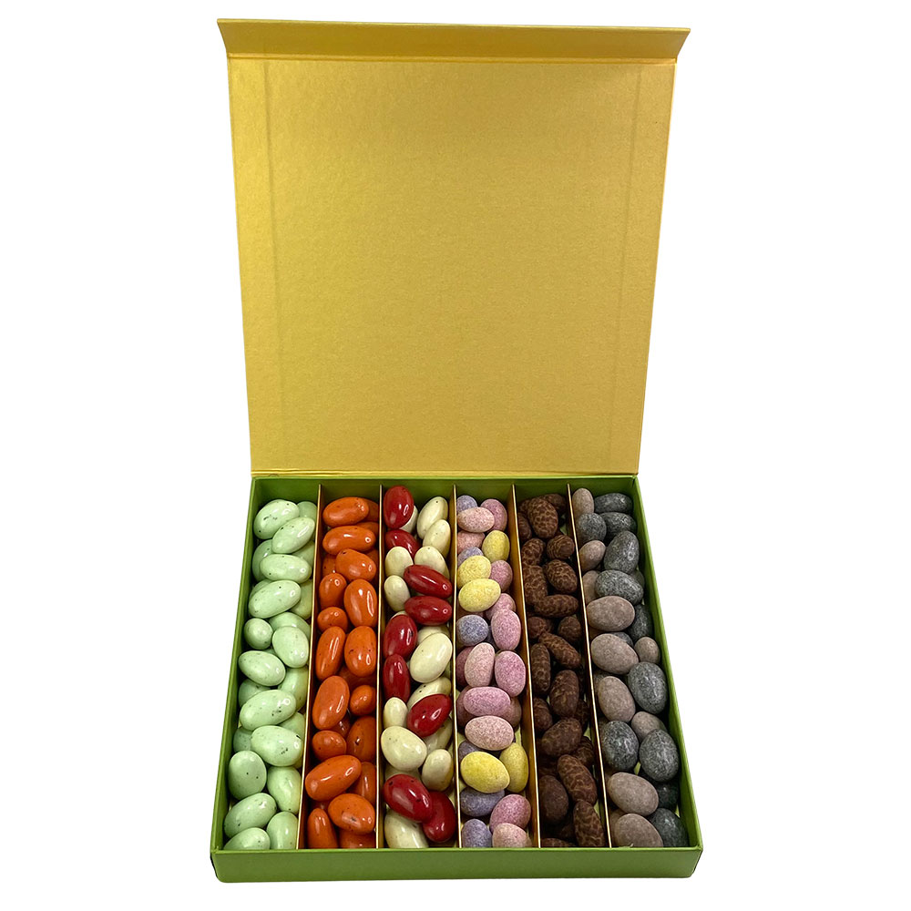 Chocolate Coated Almonds Christmas Gift Box, 786g