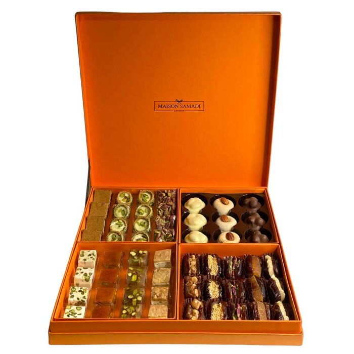 Palm Gift Box with Petit Four, Stuffed Dates Nostalgie & Fusion 