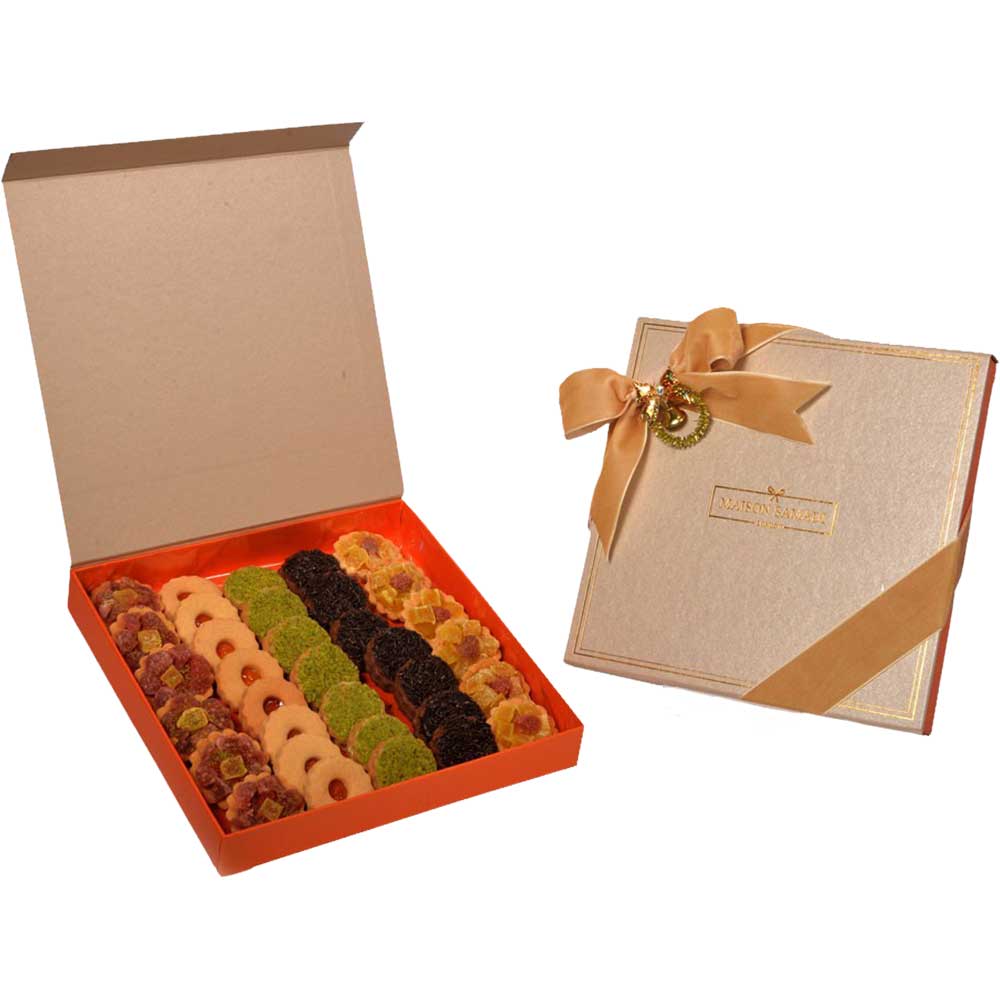 Petits Four Christmas Gift Box