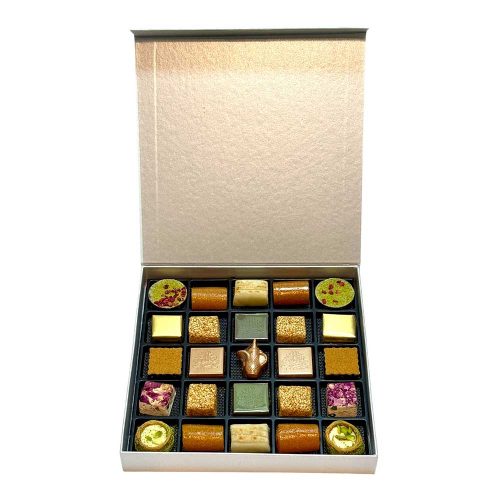 The Nostalgie Collection, 25 pcs