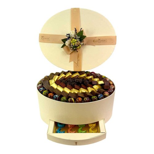 Majlis Al Baraka Ivory Oval Ramadan Hamper
