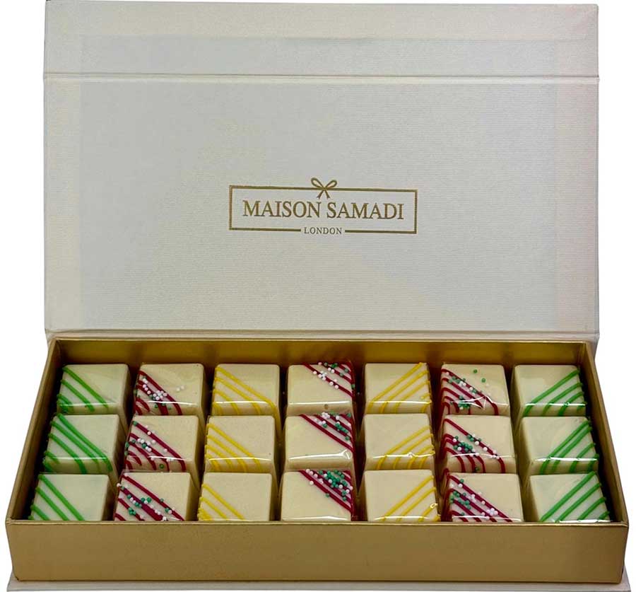 mini cakes gift box 21 pcsa